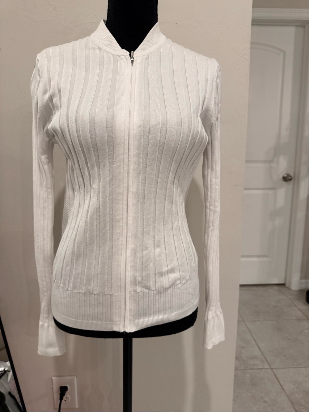 Athleta White Ribbed Full Zip Sweater Jacket Bomber Long Sleeve